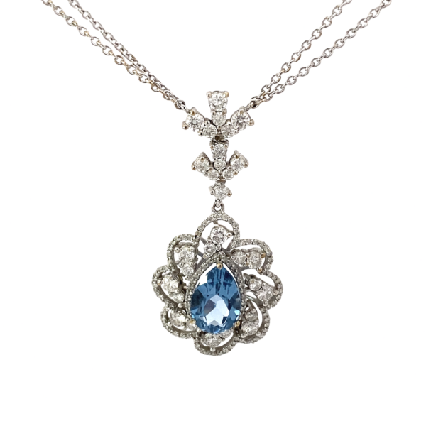 Elegant Radiance Diamond Pendant — изображение 2
