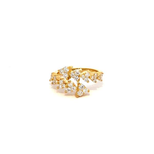 Elegant Gold Diamond Ring