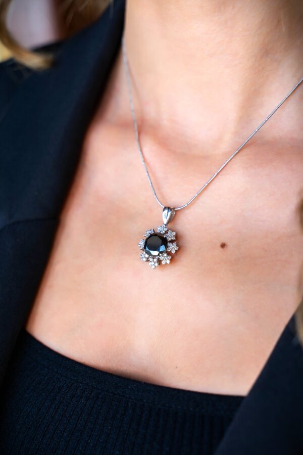 Elegant Black Pendant